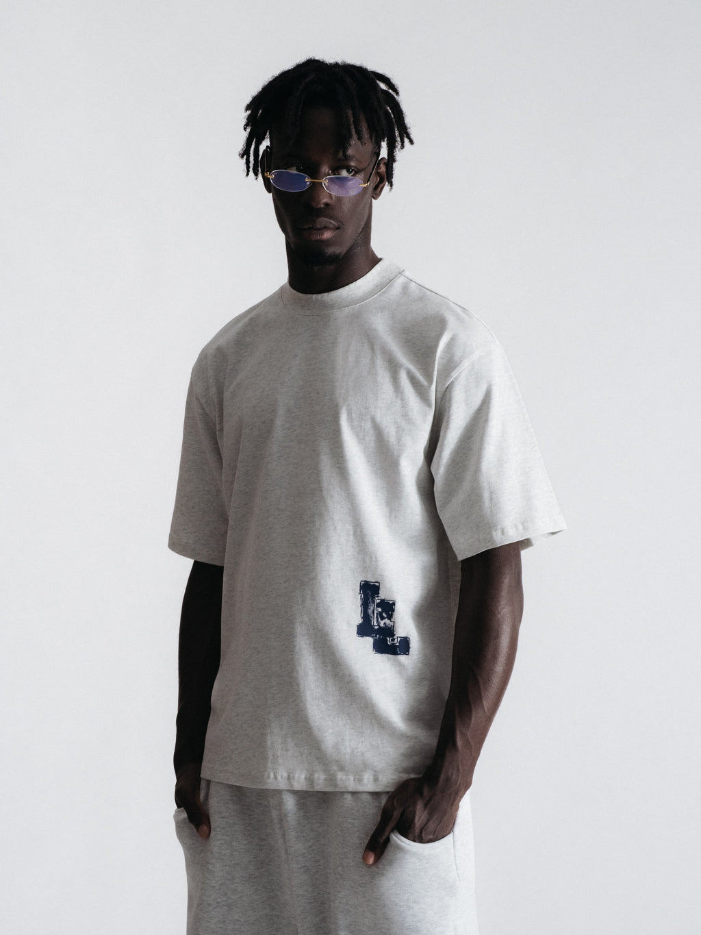 PAINTERS TEE - LIGHT GREY/NAVY