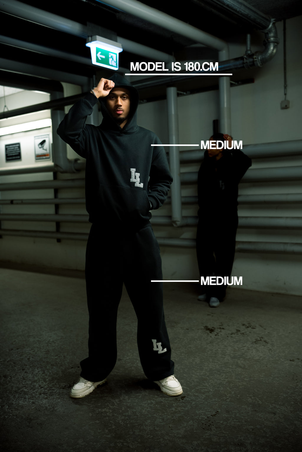 BLACK LOGO HOODIE