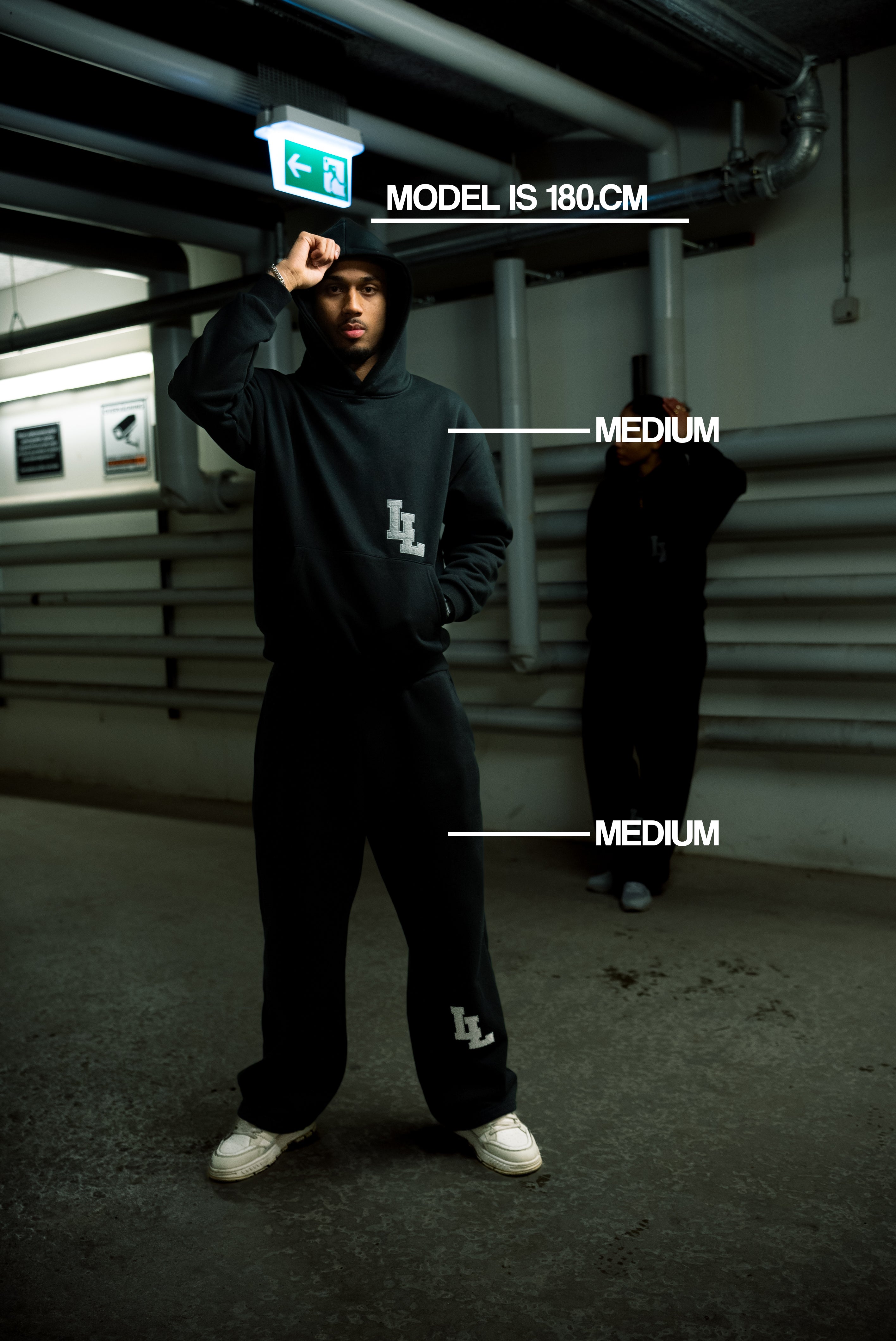 BLACK LOGO HOODIE